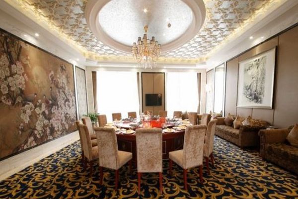 Baiyunbian Hotel (Jingzhou)